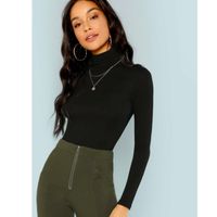 Solid form-fitting turtleneck top m