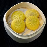 Pampkin red bean paste cake