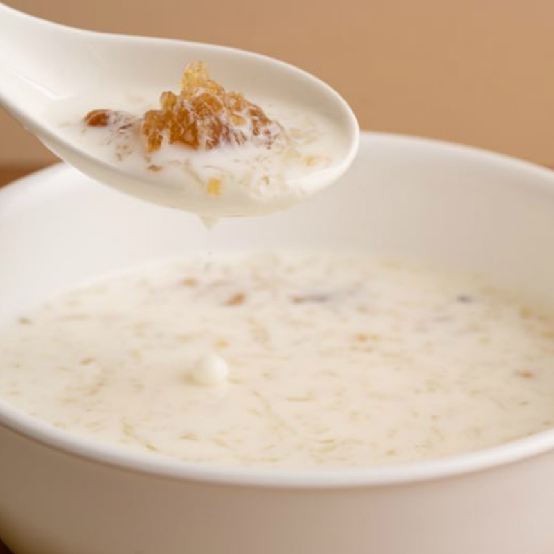 Bird nest soup with milk