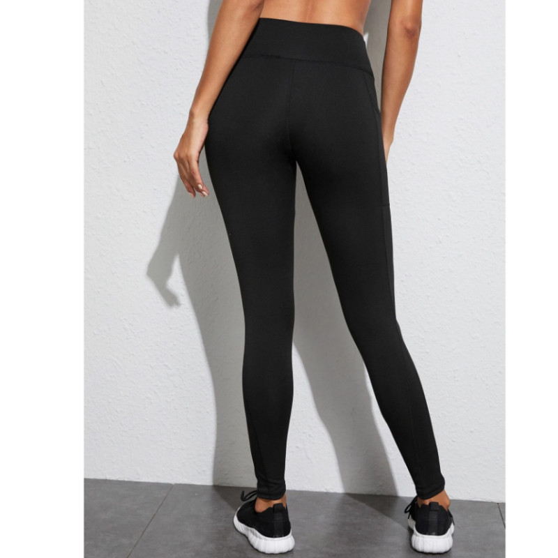 Sports leggings with phone pocket s