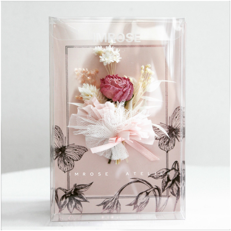 Nano dried flower bouquet greeting card